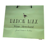 Baron Max Wine Merchant bag: Elegant pastel green bag with goose logo, ideal for carrying your fine wines and gourmet products. Sturdy navy handles, refined design for a top-of-the-range shopping experience.