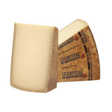 This cheese is versatile in culinary applications. It is often used in traditional Swiss dishes such as fondue and raclette, but it also pairs well with fruits, nuts, and wines.