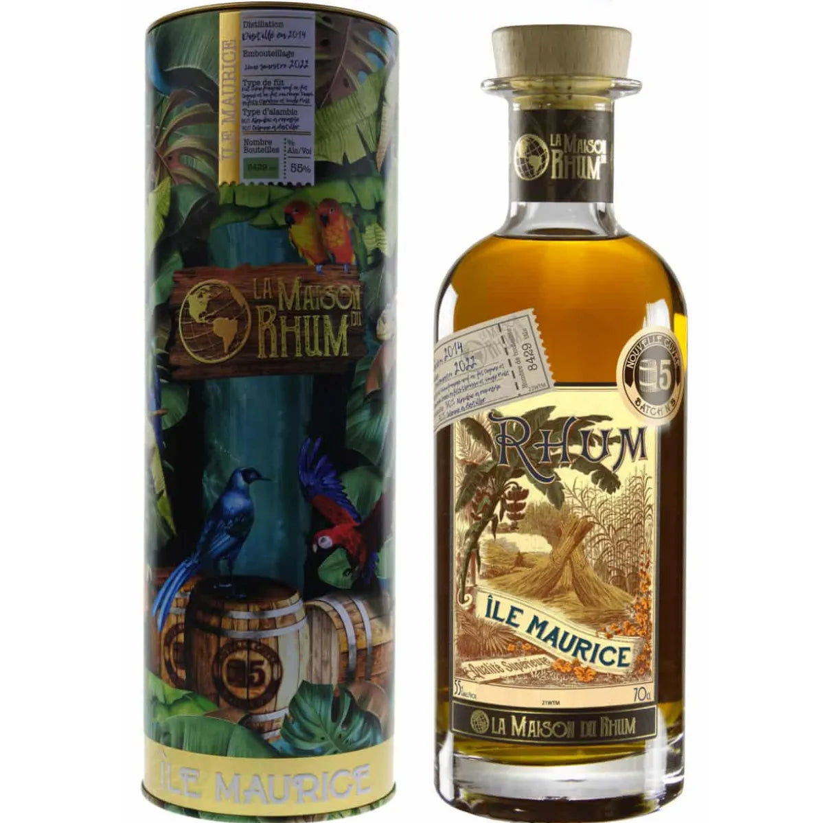 Rhum Vieux La Maison du Rhum Île Maurice, a limited edition with tropical aromas of ripe fruits and vanilla, aged in Cognac and wine casks. A refined and exotic rum